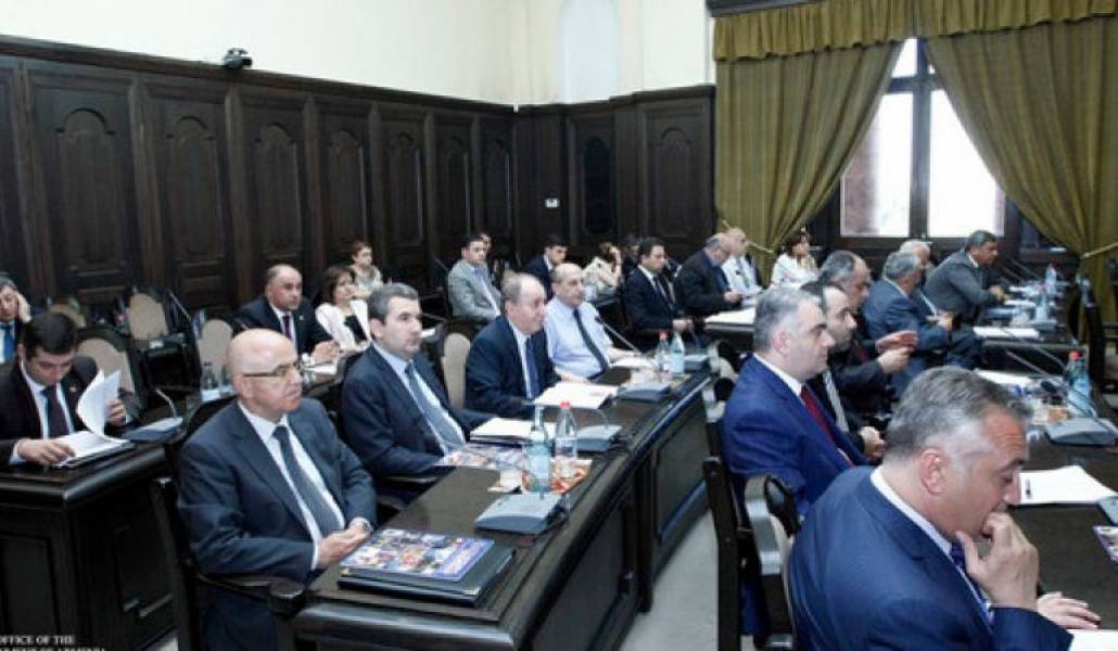 9fca8bf2cc4665a70b5810efb8eaed08