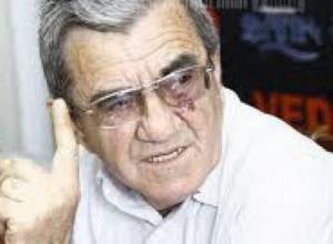 What is Sirunyan after?