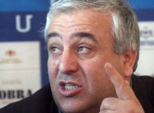 Hakob Hakobyan: "People have come to persuade me"