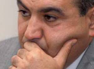 Iskhan Zakaryan, Sergei Stepashin have private conversation