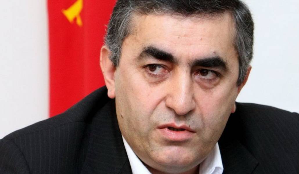 5603cc28b37acb60cc89a1111a55b4c1