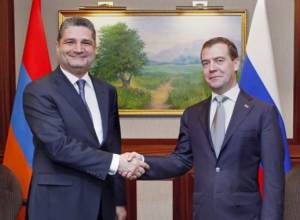 Armenian Premier congratulates his Russian counterpart