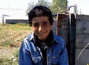 14-year-old boy does not go to school