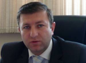 Monitoring results anger CEC Secretary