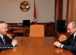 Bako Sahakyan receives CB Chairman