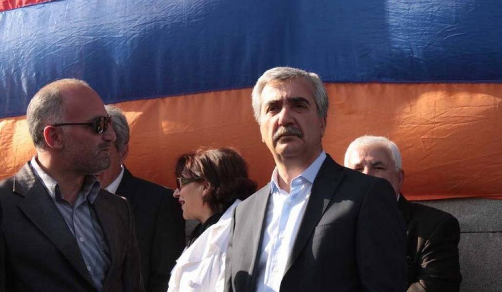 5e9966d0207fabbf59b50a55cfe4f5db