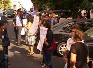 PACE or Serzh Sargsyan? Where is solution?