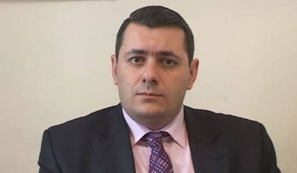 446e053ba7a9f5f54fd5b1427182bd5d