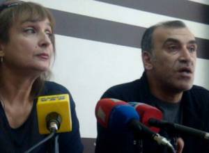 Will 2013 start with horror?