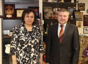 Diaspora Minister receives RA Consul General in Aleppo