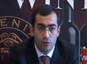 Purveyors owe AMD 1 billion to peasants