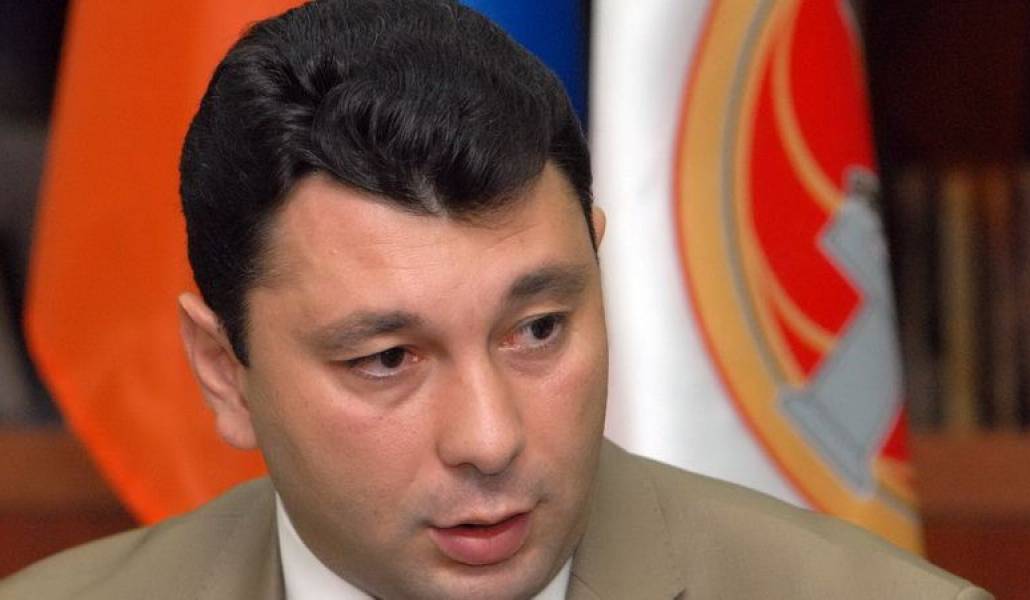 e2080411877449b0b7f49c01424dd99f