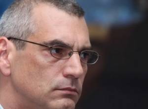 Post-Scriptum to host Richard Giragosian