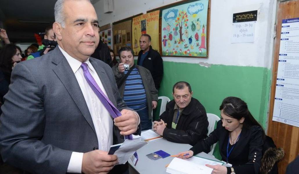 a78bb2bb44a355a31543c58f47661b7c