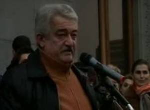 Arkadi Vardanyan ‘in search of men’