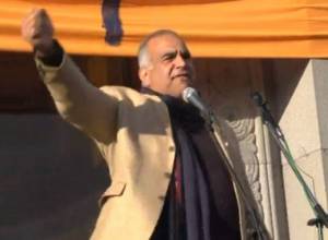 Invites Serzh Sargsyan to the “Freedom” square