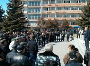 Promised a new governor to the residents of Talin