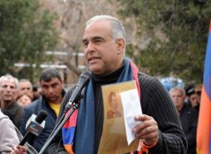 Watch press conferences live