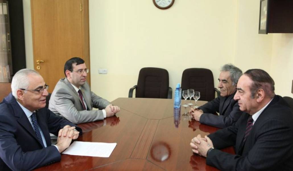 821f53ff317dcb459801d787da3defe2