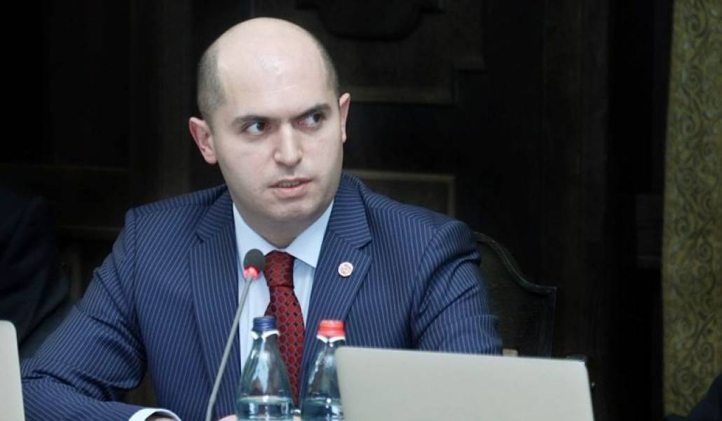 bd40d08579f2f84e9024ae577ba20159