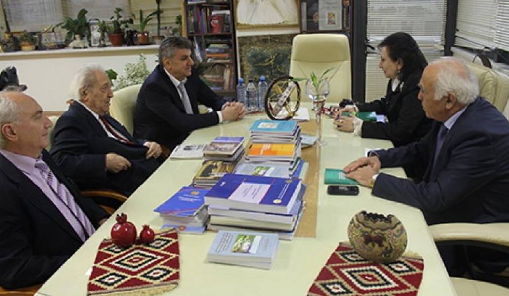 d767b448734e7f650f11f30c339594fa