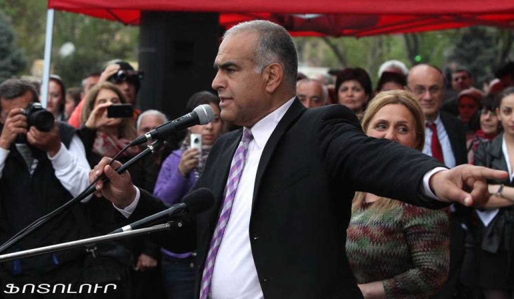 70013e17c30e99c820fa6be7cf8b9d81