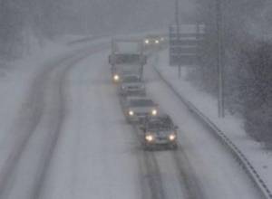 Blizzard leaves vehicles stranded