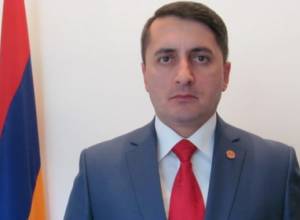 Bako Sahakyan receives Armenian Eagles members