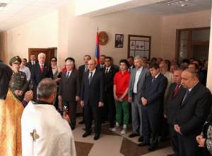 Russian school opens