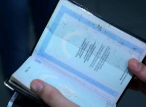 The secretary was put under pressure