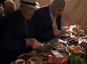 Dinner party in “Haghtanak” park