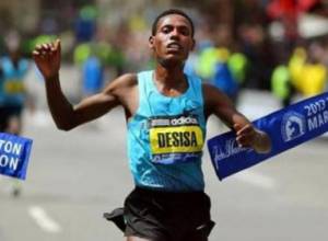 Boston Marathon winner to return medal