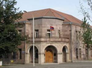 NKR Foreign Minister receives French legislators