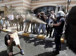 Over 1000 people arrested in Turkey