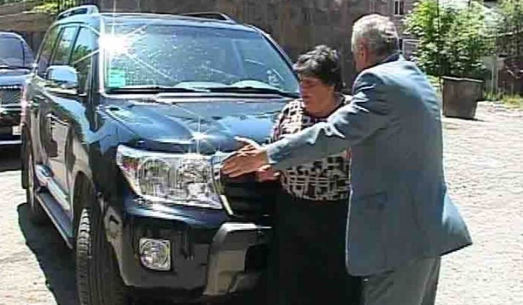 24ef5b3c5e4f223e4ba67eca9a85c585