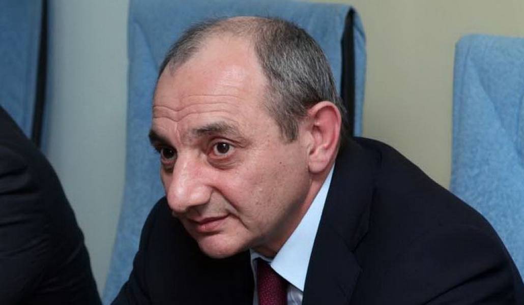 d99367f21758bf4ff4081273c94dab4b