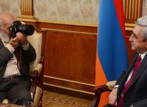 Ara Güler photographs Serzh Sargsyan