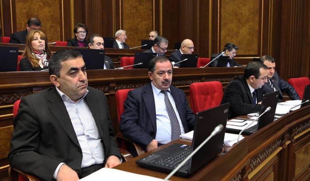 0232724901a2aba34ba7ad565bf31fe2