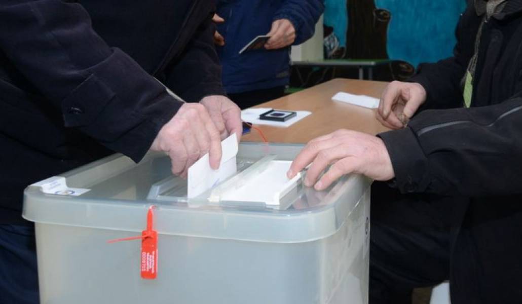 32dbecec564db070a368a34c5b6c0811