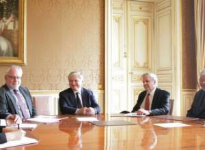 Armenian FM, OSCE mediators discuss Karabakh peace process