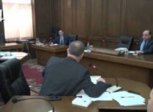 Կառավարությունն արհամարհո՞ւմ է ԱԺ-ին