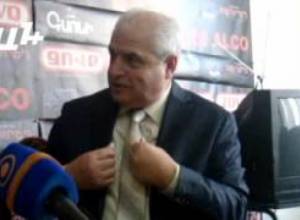 Ազատ Արշակյանի խորհուրդը 4 քաղաքական ուժերին