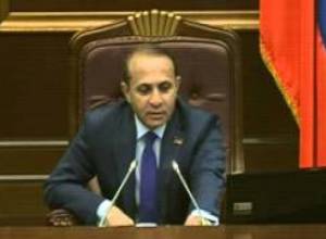 Հովիկ Աբրահամյանը Փաշինյանին. լավ գիտենք ով ում գործակալն է