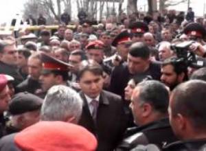 Գյուղացիները փոխվարչապետին 2 օր տվեցին