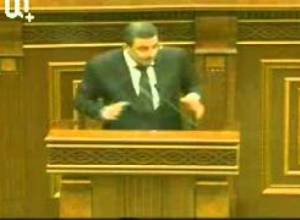 Սա շուկա չէ, Ազգային Ժողով է. վիճաբանություն Այվազյանի և Փաշինյանի միջև