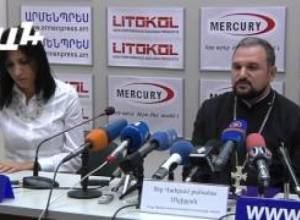 Կարգալույծ քահանաները սկսել են քննադատել Մայր Աթոռին