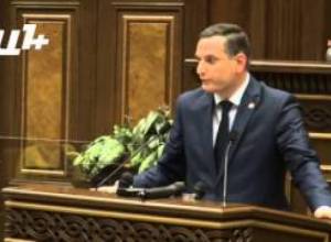 «Ավել-պակասի համար ներող». Վարդան Այվազյան