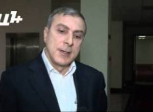 Ովքեր են շահում եւ կորցնում դրամի արժեզրկումից