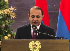 Հովիկ Աբրահամյան. «Հպարտ եմ, որ ունենք իրապես կայացած լրատվամիջոցներ, որոնք թիկունքից չեն հարվածում»