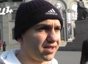 6 տարեկան փոքրիկը հիշատակի տուրք է մատուցելու